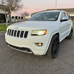 2015 Jeep Grand Cherokee - Overland Sport Utility 4D