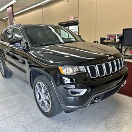 2018 Jeep Grand Cherokee Limited Sterling Edition Sport Utility 4D