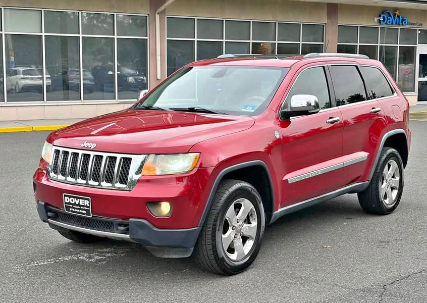 2011 Jeep Grand Cherokee - All New Laredo Sport Utility 4D