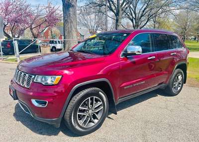2017 Jeep Grand Cherokee - Limited Sport Utility 4D