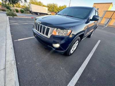 2012 Jeep Grand Cherokee - Laredo E Sport Utility 4D