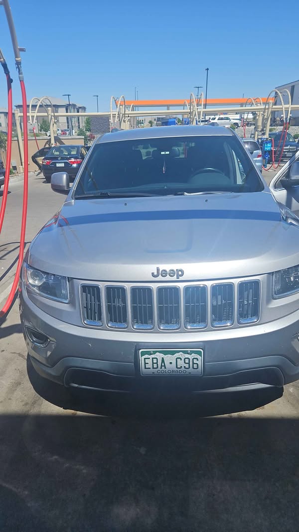 2015 Jeep Grand Cherokee - Laredo A Sport Utility 4D
