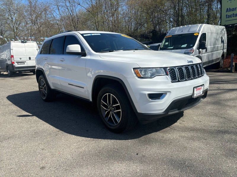 2019 Jeep Grand Cherokee Laredo