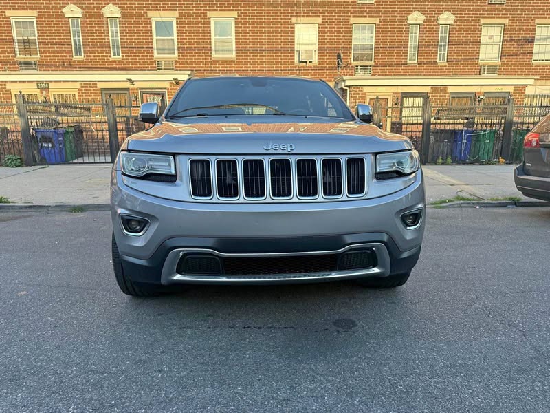 2015 Jeep Grand Cherokee - 5.9 Limited Sport Utility 4D