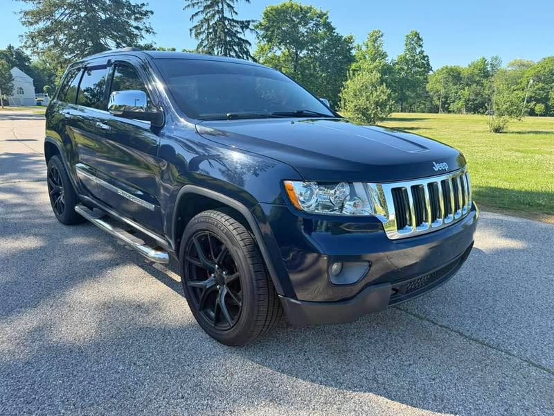 2011 Jeep Grand Cherokee - Sport Utility 4D