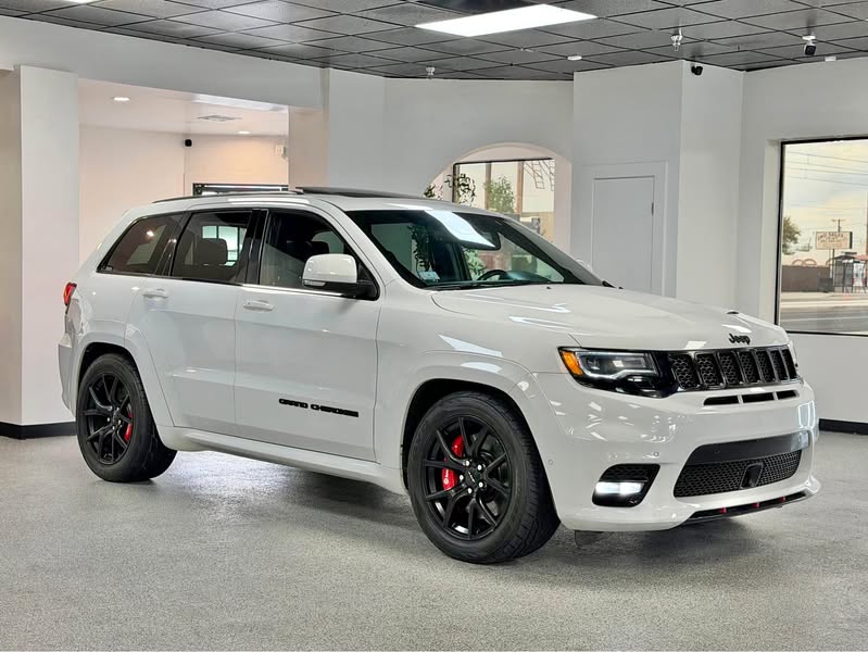 2020 Jeep Grand Cherokee - SRT Sport Utility 4D