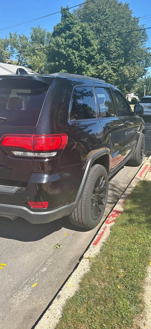 2018 Jeep Grand Cherokee - Limited Sport Utility 4D