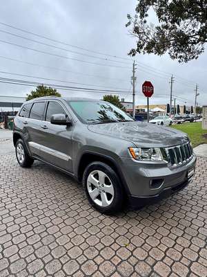 2012 Jeep Grand Cherokee - 5.9 Limited Sport Utility 4D