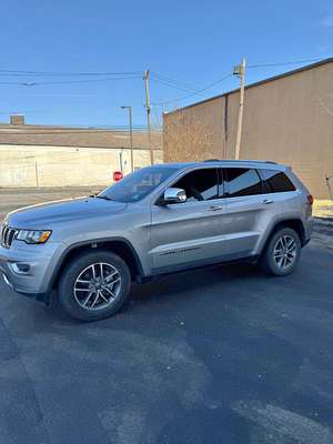 2020 Jeep Grand Cherokee - Limited Sport Utility 4D