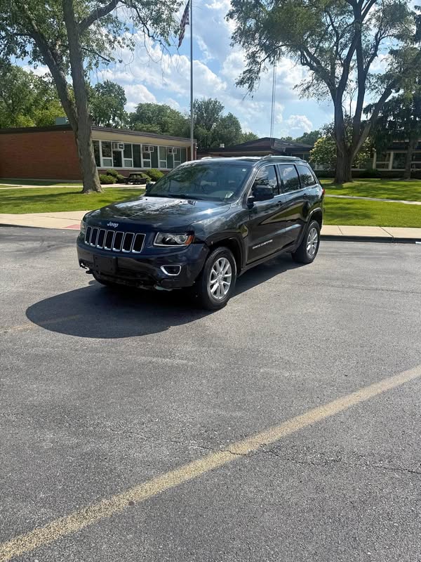 2015 Jeep Grand Cherokee - Laredo Sport Utility 4D