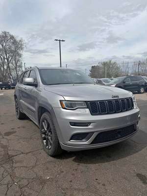 2018 Jeep Grand Cherokee - Altitude Sport Utility 4D