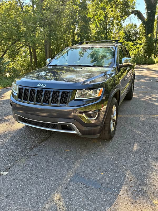 2015 Jeep Grand Cherokee - Limited Sport Utility 4D