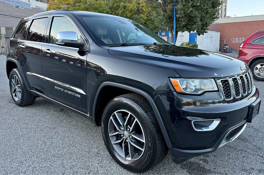 2017 Jeep Grand Cherokee - Limited Sport Utility 4D