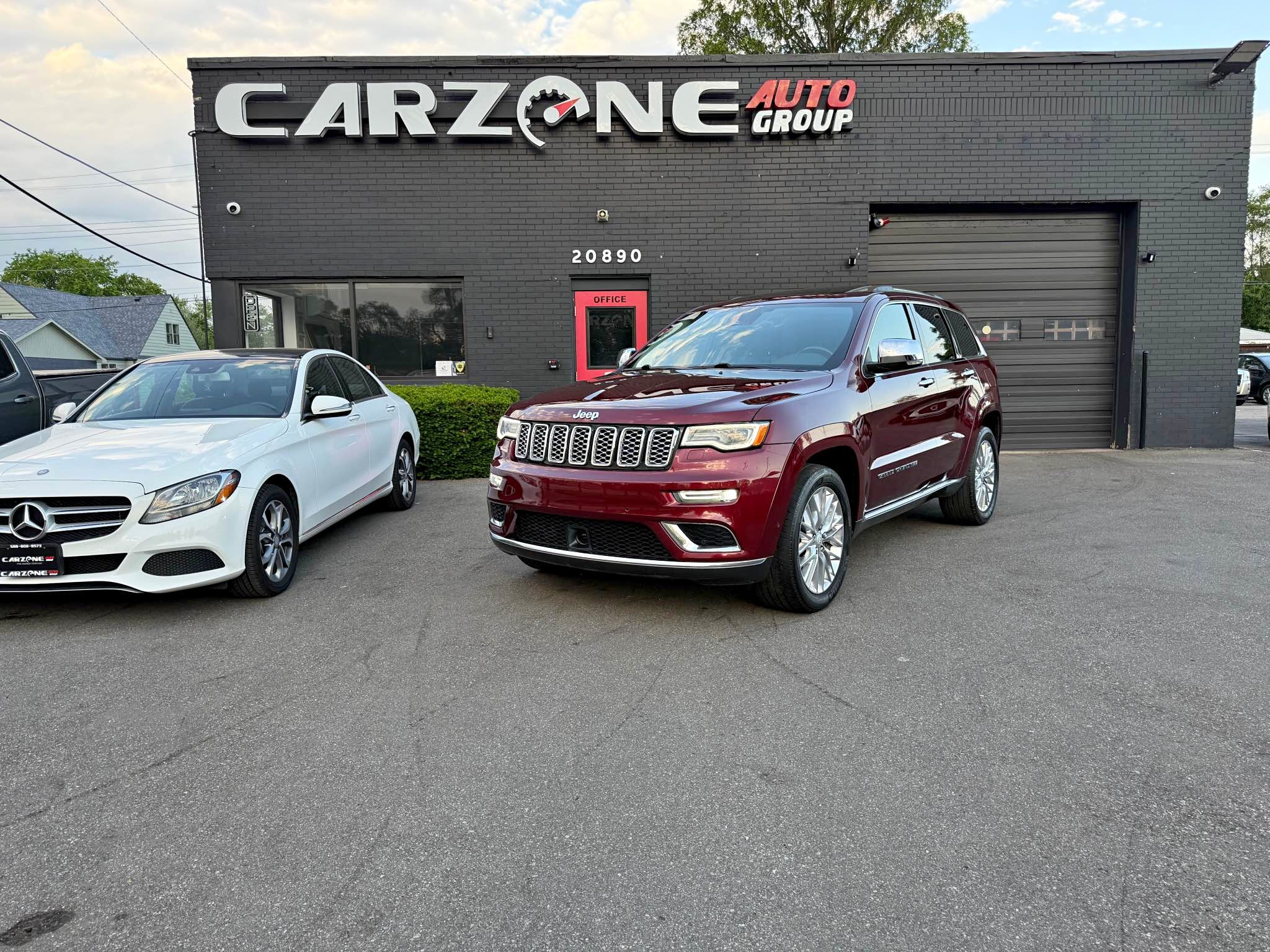 2018 Jeep Grand Cherokee - Summit Reserve Sport Utility 4D
