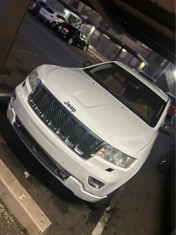 2013 Jeep Grand Cherokee - Overland Summit Sport Utility 4D