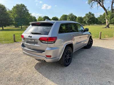 2018 Jeep Grand Cherokee - Laredo Sport Utility 4D