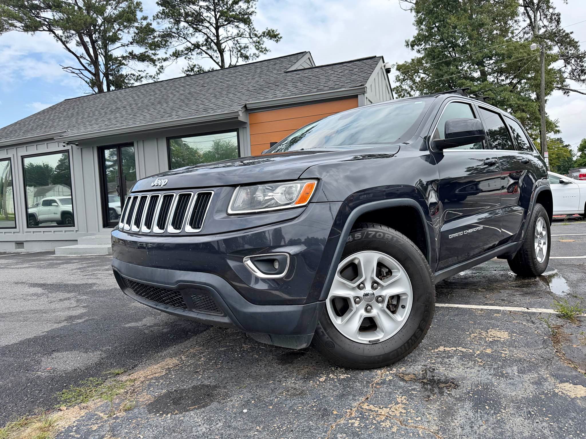 2016 Jeep Grand Cherokee - Laredo Sport Utility 4D