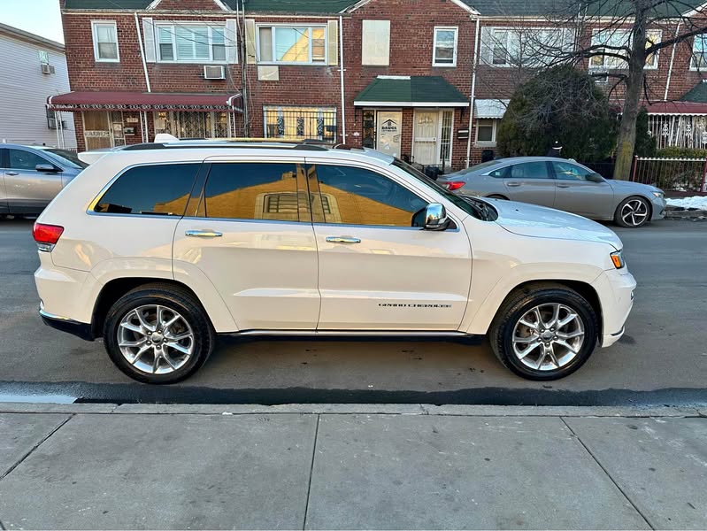 2014 Jeep Grand Cherokee - All New Summit Sport Utility 4D