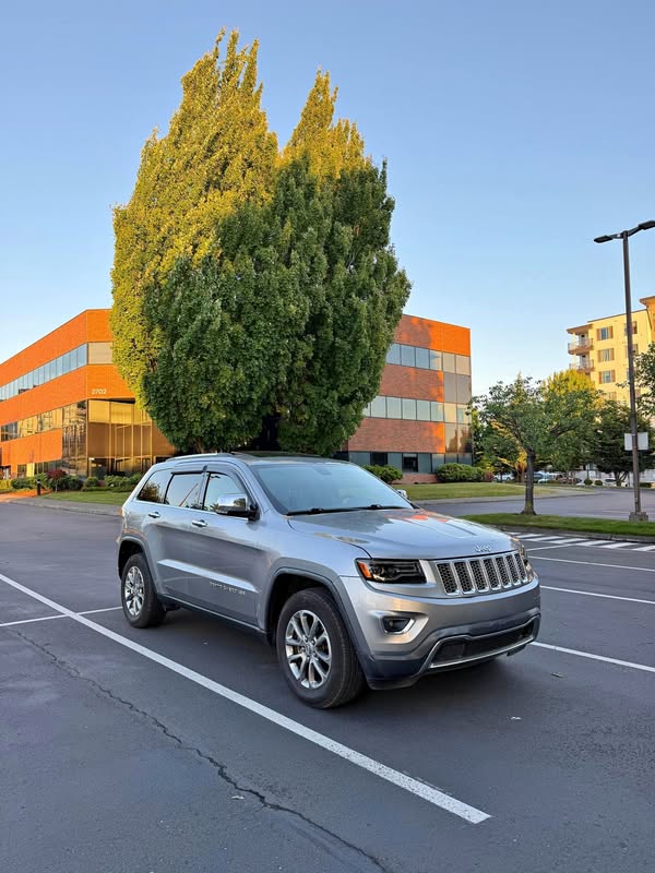 2014 Jeep Grand Cherokee L - Limited Sport Utility 4D