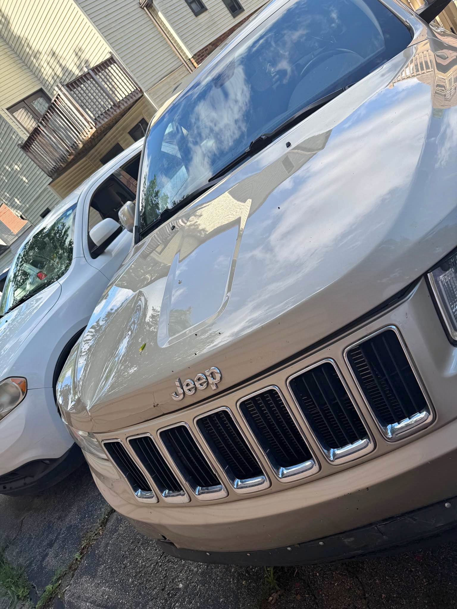 2015 Jeep  Grand Cherokee - Laredo