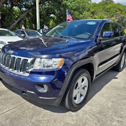 2012 Jeep grand cherokee laredo