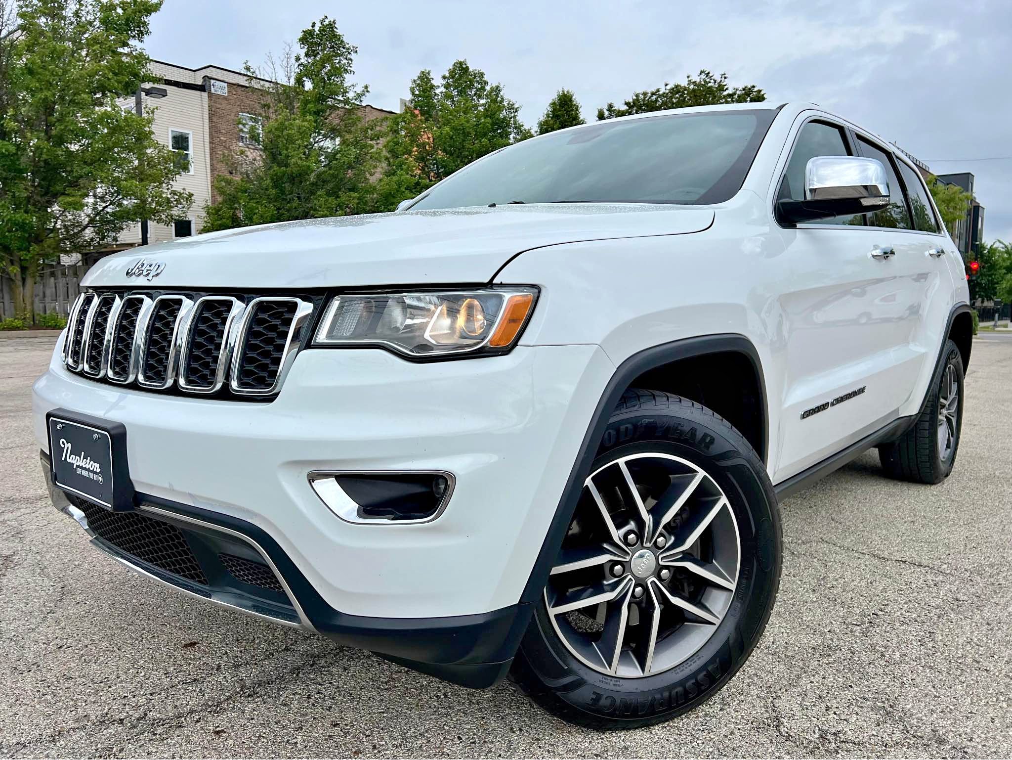 2018 Jeep Grand Cherokee - Limited Sport Utility 4D