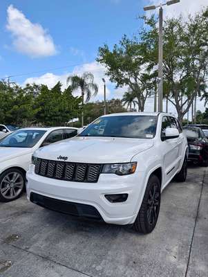 2019 Jeep Grand Cherokee - Altitude Sport Utility 4D