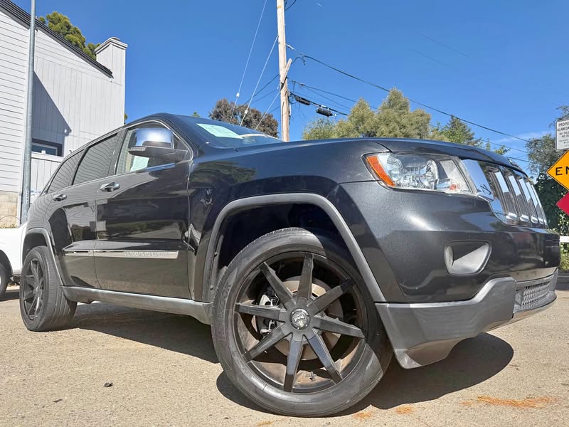 2011 Jeep Grand Cherokee - Limited Sport Utility 4D