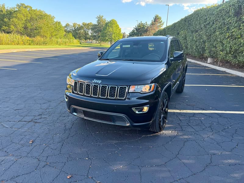 2018 Jeep Grand Cherokee - Laredo Sport Utility 4D