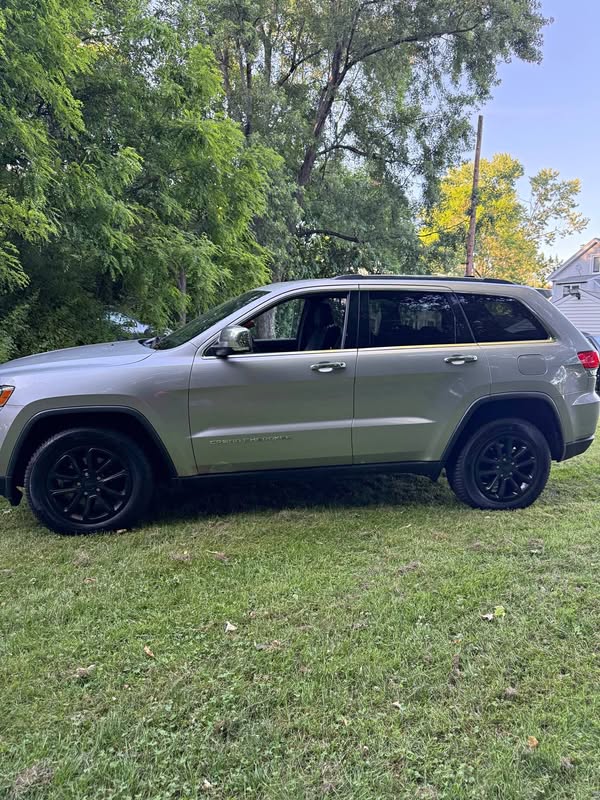 2014 Jeep Grand Cherokee - Limited Sport Utility 4D