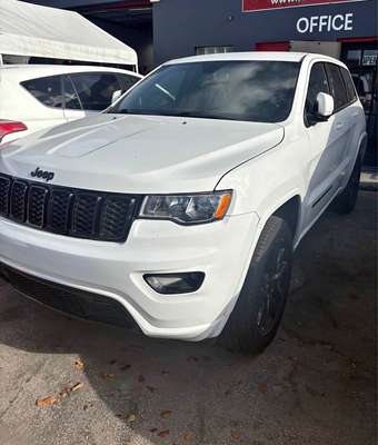 2012 Jeep Grand Cherokee - Laredo Sport Utility 4D