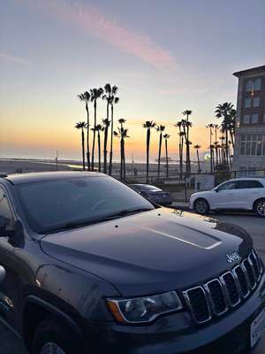 2017 Jeep Grand Cherokee - Laredo Sport Utility 4D