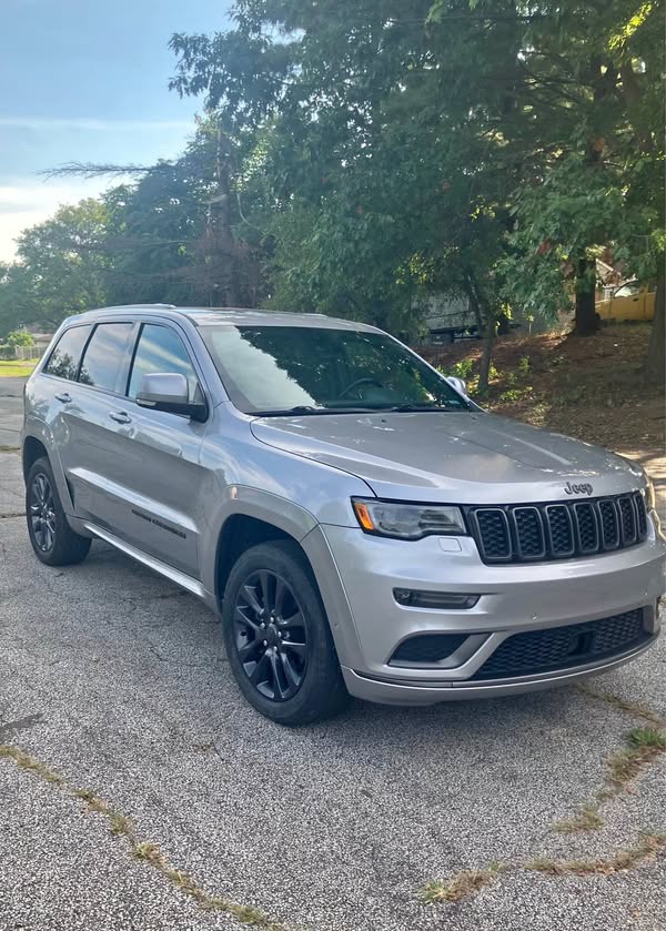 2019 Jeep Grand Cherokee - Limited Sport Utility 4D