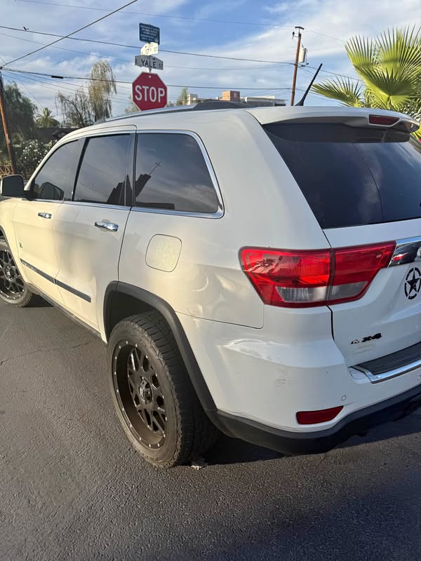 2012 Jeep Grand Cherokee 4xe - Sport Utility 4D