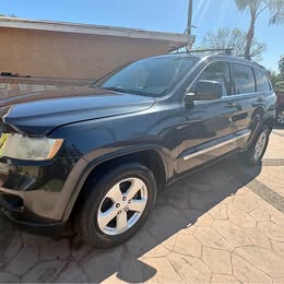 2013 Jeep Grand Cherokee - Laredo Sport Utility 4D