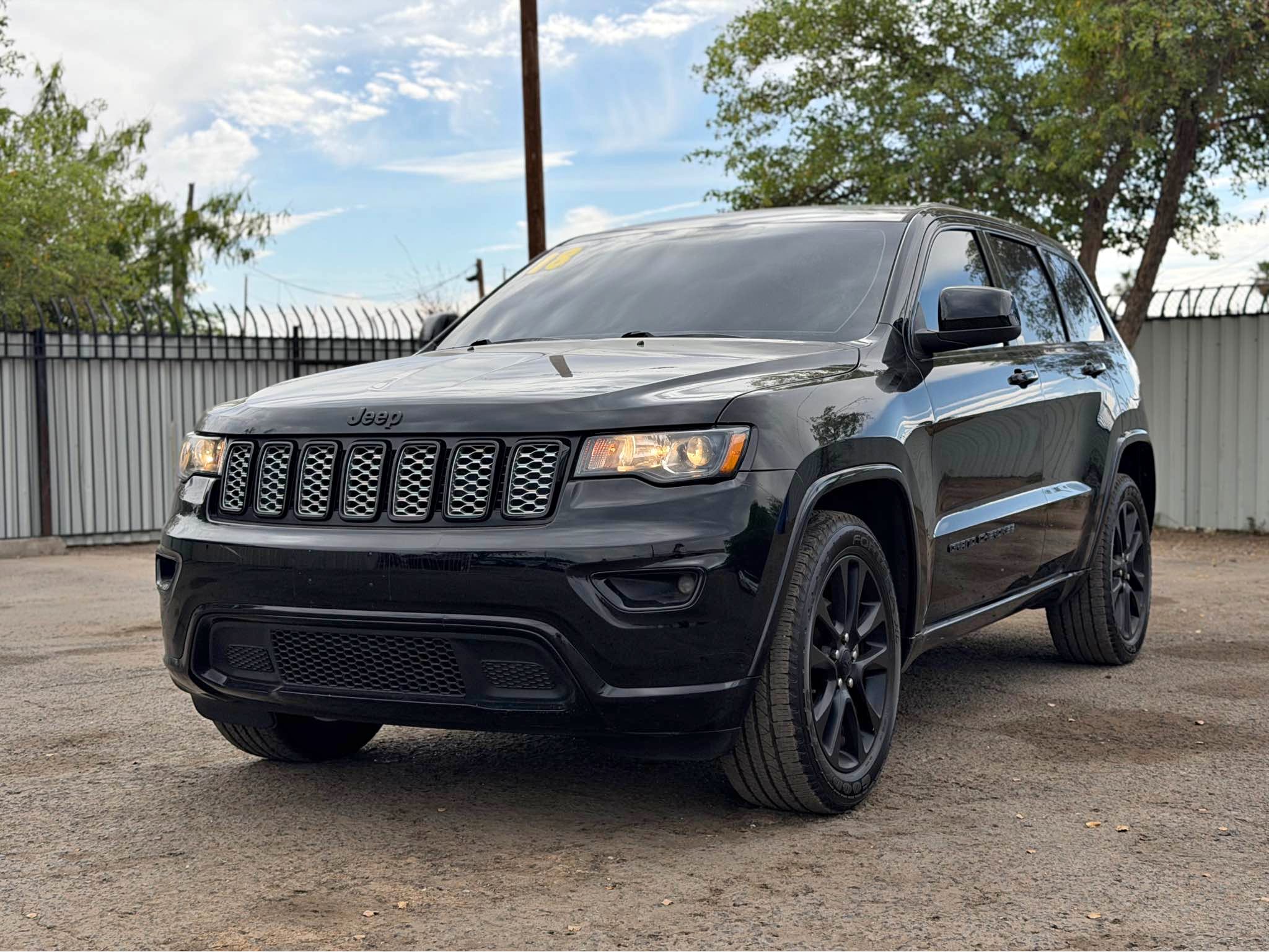 2018 Jeep Grand Cherokee Altitude Sport Utility 4D