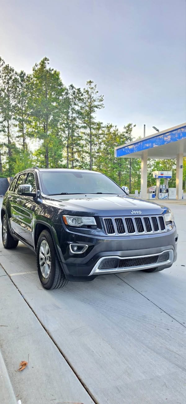 2014 Jeep Grand Cherokee - Limited Sport Utility 4D