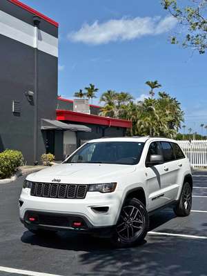 2017 Jeep Grand Cherokee - TrailHawk Sport Utility 4D