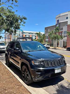 2018 Jeep Grand Cherokee - Altitude