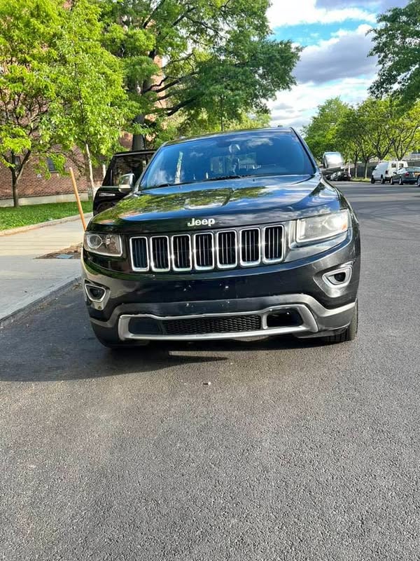 2014 Jeep Grand Cherokee - Limited Sport Utility 4D