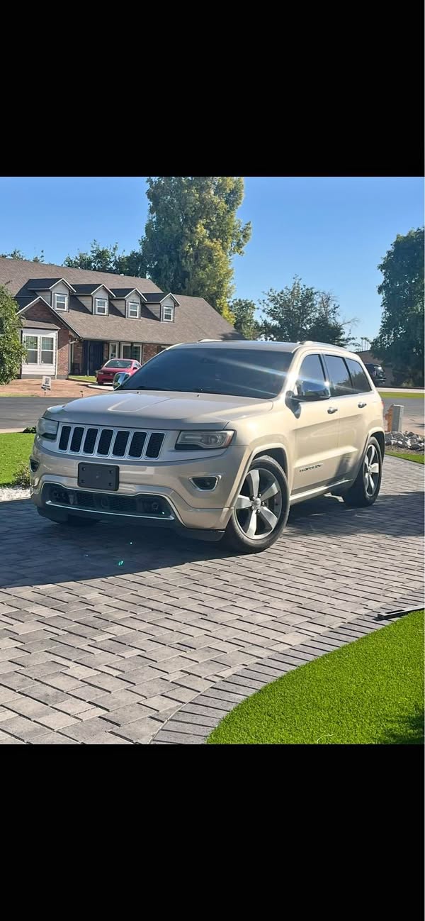 2014 Jeep Grand Cherokee - Overland Sport Utility 4D