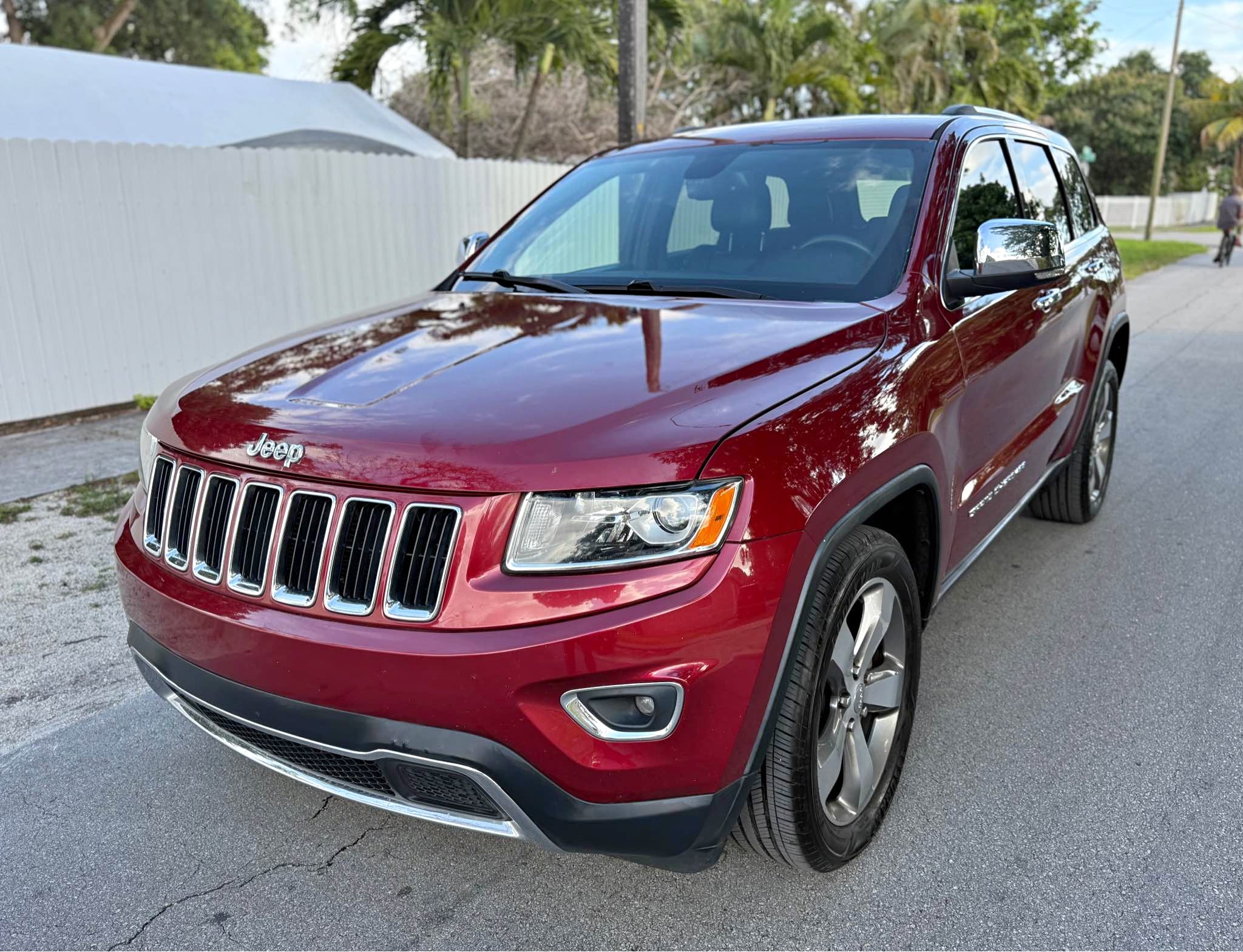 2015 Jeep Grand Cherokee - Limited Sport Utility 4D