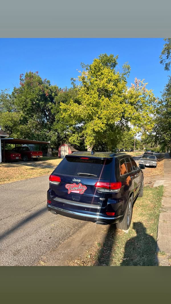 2018 Jeep Grand Cherokee - Summit Sport Utility 4D