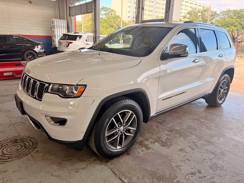 2018 Jeep Grand Cherokee - Limited Sport Utility 4D