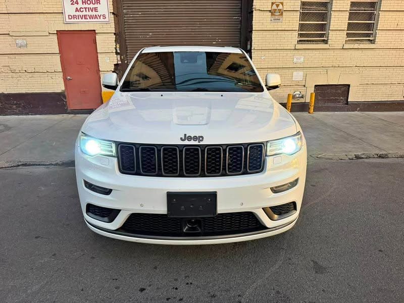 2018 Jeep Grand Cherokee - Summit Sport Utility 4D