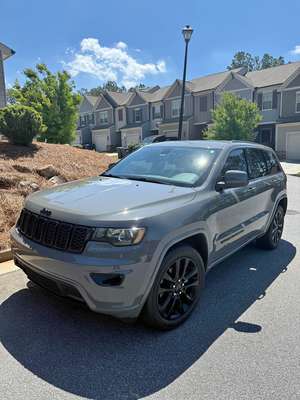 2019 Jeep Grand Cherokee - Laredo Sport Utility 4D