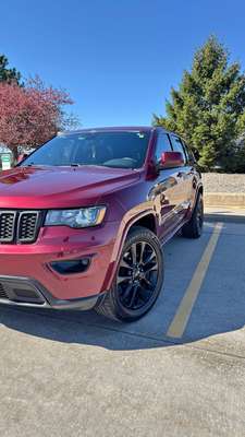 2019 Jeep Grand Cherokee - Altitude Sport Utility 4D