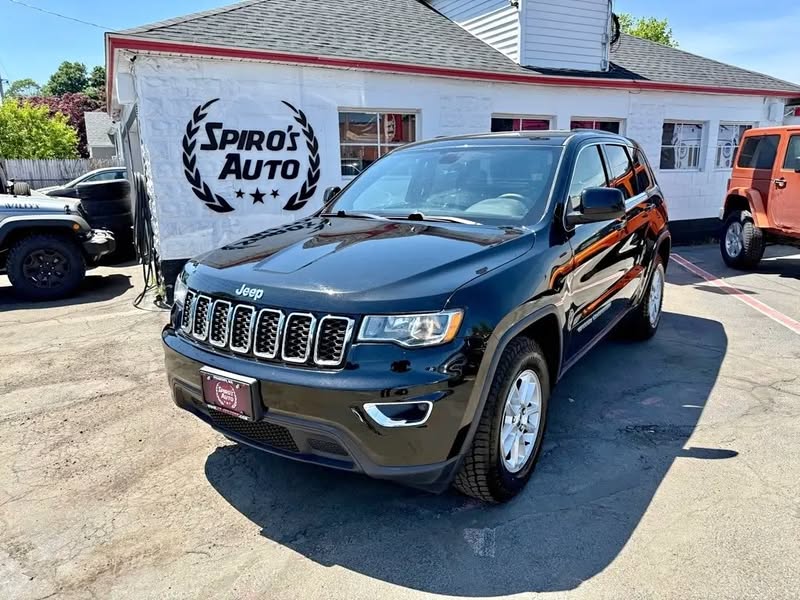 2018 Jeep Grand Cherokee Laredo 4x4 *Ltd Avail*