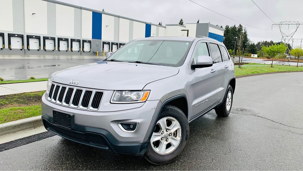 2014 Jeep Grand Cherokee - Laredo Sport Utility 4D