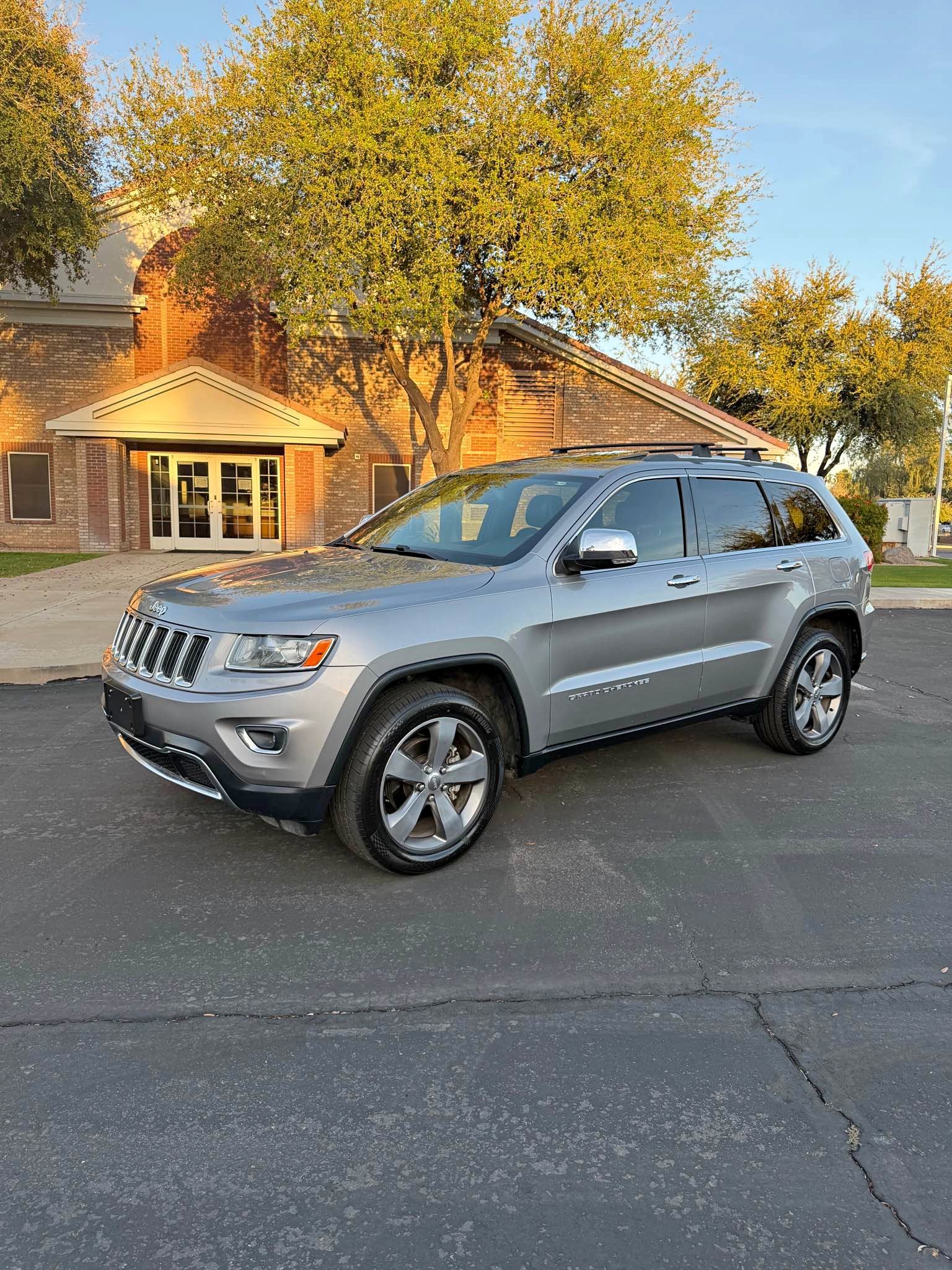 2015 Jeep Grand Cherokee - Limited Sport Utility 4D